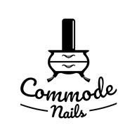 Commode Nails