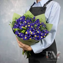 Букет из ирисов — подарок для мужичины