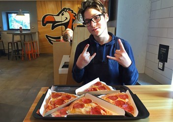 Фото компании ООО Додо Пицца 4