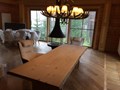 Стильный и качественный стол из слэба дерева с живым краем отлично подойдет для интерьера в стиле лофт, индастриал, эко.
              При изготовлении стола мы уделяем огромное внимание качеству