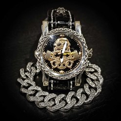 K.Max.Watch предлагает коллекцию мужских часов брутального дизайна. Эти крупные, массивные часы предназначены для уверенных в себе мужчин и призваны стать центральным элементом их образа.