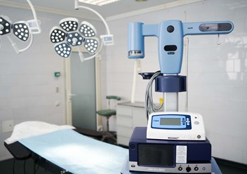 Операционная в клинике Эталон