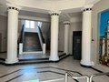 Турагентство в Воронеже на площади Ленина дом 8 - "Колокол Тревел". Центральный вход в Башню со шпилем и часами, 1 этаж.