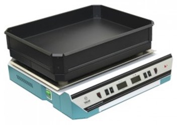 купить Баня песчаная ТTAGLER БП-4030 (2в1, плита 300*400 мм, до +330°C + лоток)

Универсальная песчаная баня БП-4030 TAGLER предназначена для эксплуатации в лабораториях любого профиля для нагрева мат