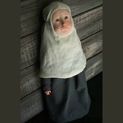 Купить куклу ручной работы Инокиня. Авторская кукла в русском стиле.

Кукла интерьерная ручной работы Инокиня в платке это замечательный подарок для девушки и женщины любого возраста на любой праздник
