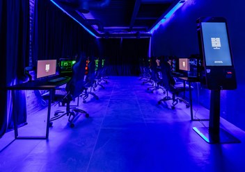 Фото компании  The Mansion 1