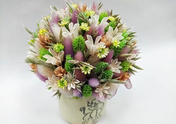 Букет сухоцветов в кружечке