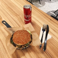 Фото компании  BAZAR 8