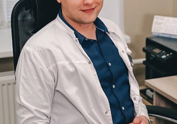 МРТ-центр МИБС-Вологда. Чиркин Янек Витальевич: рентгенолог, врач МРТ-диагностики. Стаж работы - 7 лет.