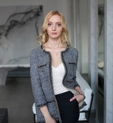 Ирина Дмитриевна - руководитель исполнительного отдела.
