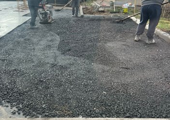 Укладка асфальтовой крошки в Мытищах