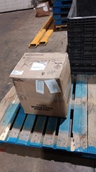 Принимаем коробки разных размеров на складах в США и ЕС, готовим к перевозке и отправляем в Россию. Можем собрать посылки от разных продавцов в единое грузовое место, например, на палете