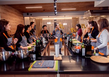 Фото компании ООО Кулинарная студия "ВкусоТеррия" 4