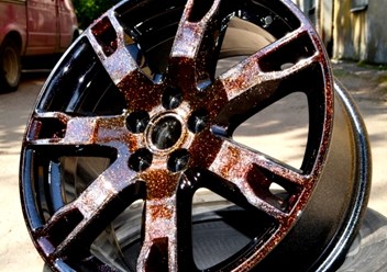 Покраска дисков для девушки на Range Rovere полный эксклюзив крупные флейки по коричневым candy много слойное окрашивание и превосходный результат