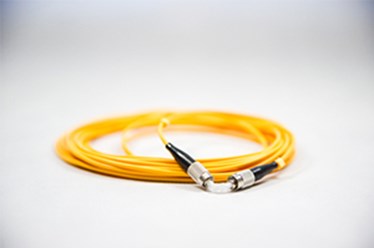 Оптоволоконный кабель предназначен для подключения принтера через плату PCI  и широкоформатного принтера. Высокая скорость передачи информации. Защита от внешнего воздействия. Температуростойкий.