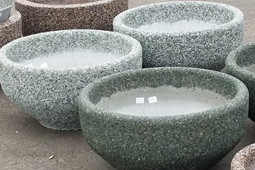 Вазон из бетона Альпина с крошкой из натур. камня