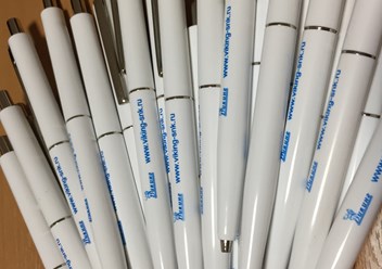 ручки с логотипом компании