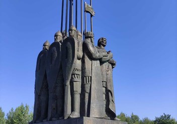 Псков Памятник героям Невской битвы