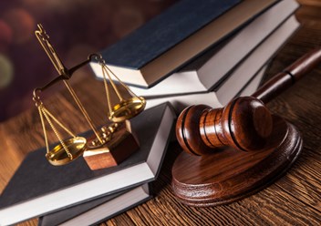 Юридические услуги. ПРИОРИТЕТ Консалтинг Групп www.priority-cs.ru