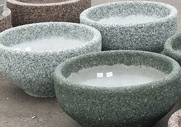 Вазон из бетона Альпина с крошкой из натур. камня