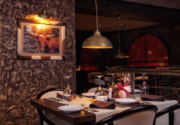 Фото компании  Black Bull, ресторан 8