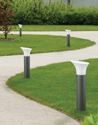 Большой выбор уличного освещения. У нас вы сможете купить уличные столбы, подвесные светильники, а так же светодиодную брусчатку и подсветку для дорожек.