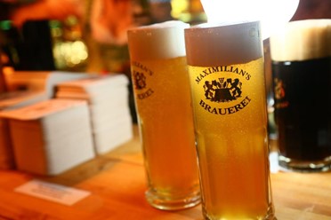 Фото компании  Максимилианс, баварский клубный ресторан-пивоварня 38
