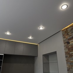 Натяжной потолок с теневым зазором