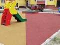 Бесшовное резиновое покрытие на детской площадке