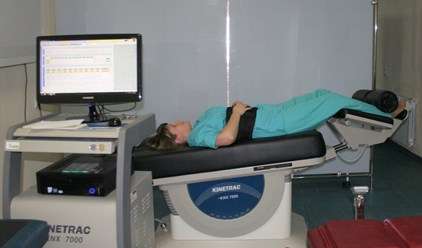 Компьютеризированная система трехмерной декомпрессии Kinetrac knx-7000 для лечения остеохондроза и межпозвоночных грыж методом сухого скелетного вытяжения