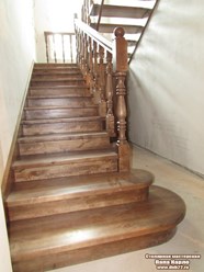 Березовая лестница с кладовкой в с. Топчиха