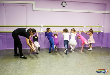 Фото компании   Школа танцев для детей "EMOTIONS" 8