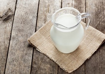 Свежее коровье молоко в интернет-магазине Доброселово