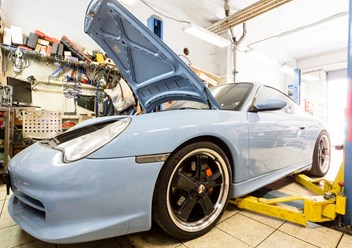 Фото компании ООО Автотехцентр на улице Шолохова 3