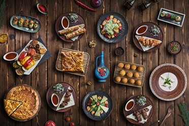 День рождения по-грузински (на 8-10 персон) | https://gotovitmama.ru/sety/den-rozhdeniya-po-gruzinski.html