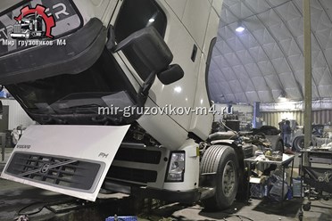 Фото компании  Мир грузовиков М4 1