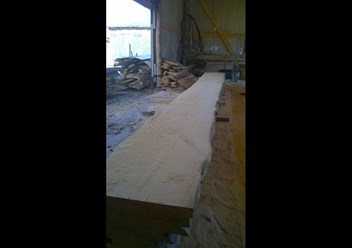 доска необрезная, строителная