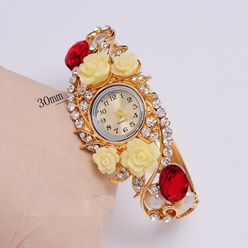 Женский браслет-часы с цветами и камнями