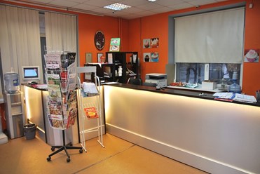 Ресепшн: здесь мы оформляем документы на купленное вами кондитерское оборудование, инвентарь, ингредиенты.