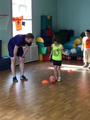 Тренировки по футболу для мальчиков и девочек Чемпионика Реутов