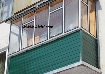 алюминиевый балкон на резиновом уплотнении