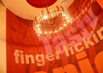 Фото компании  KFC, сеть ресторанов быстрого питания 5