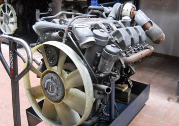 Двигатель Mersedes-Benz OM501LA
