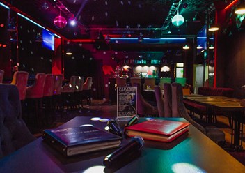 Karaoke DT
Караоке на Дмитровской
Караоке на Бутырской