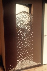 Зеркальные настенные часы "Водопад" Больше моделей на нашем сайте: http://ideyadecora.ru/