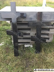 Кресты из габбродиабаза (фигурная резка)