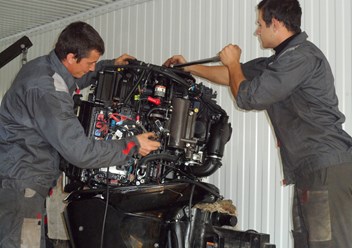 Ремонт лодочного мотора Verado