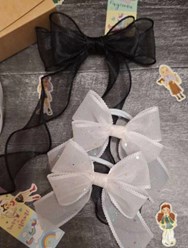 Лента декоративная с глиттером в ассортименте.
Ширина: 38 мм