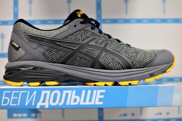 большой выбор беговых кроссовок для мужчин и женщин Asics в спортивном магазине Sport idea в Алматы