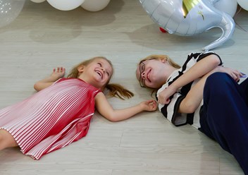 Фото компании  Слон и птичка 2